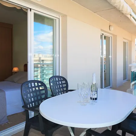 Uhc Larimar Family Complex Superior * Salou