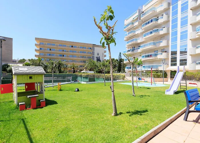 Uhc Larimar Family Complex Superior Apartment