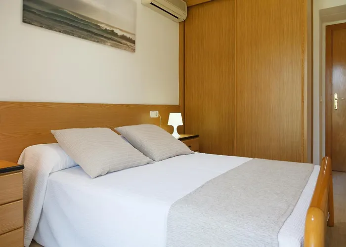 Uhc Larimar Family Complex Superior Salou