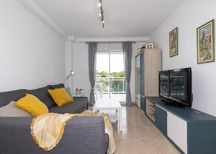 Uhc Larimar Family Complex Superior * Salou
