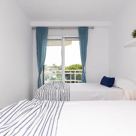 Uhc Larimar Family Complex Superior Apartament Salou