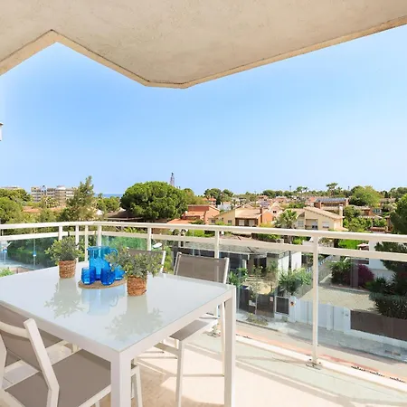 Uhc Larimar Family Complex Superior * Salou